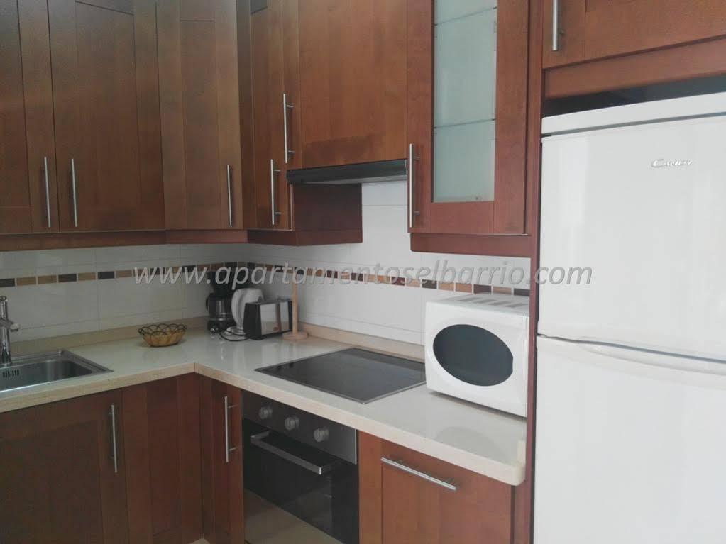 Apartamentos El Barrio Nerja Bagian luar foto