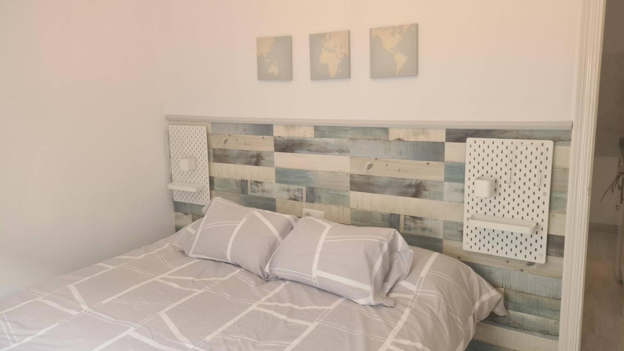 Apartamentos El Barrio Nerja Bagian luar foto