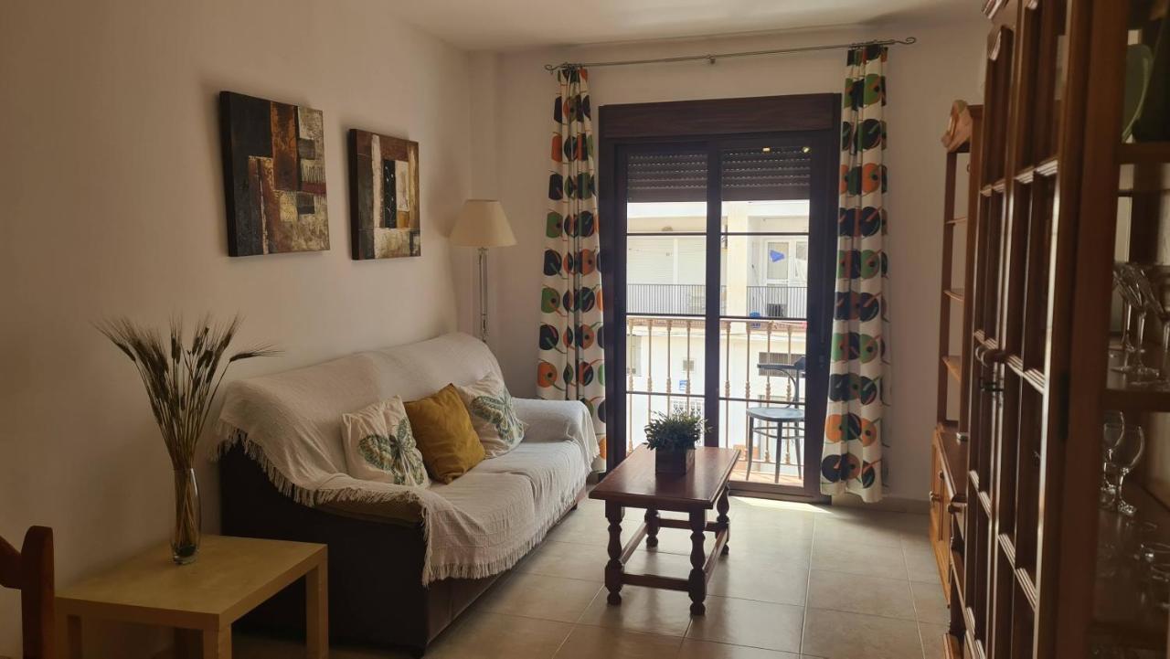 Apartamentos El Barrio Nerja Bagian luar foto