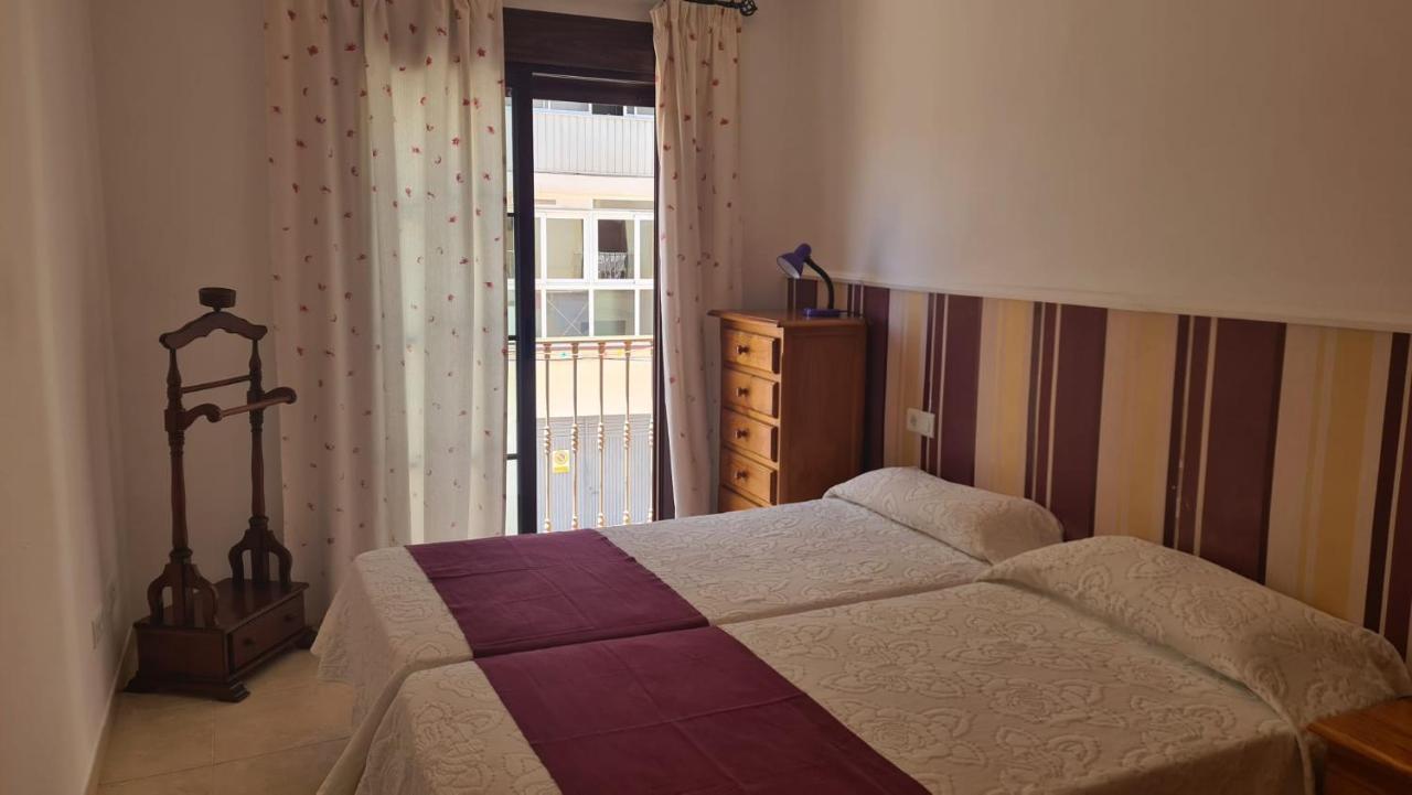 Apartamentos El Barrio Nerja Bagian luar foto